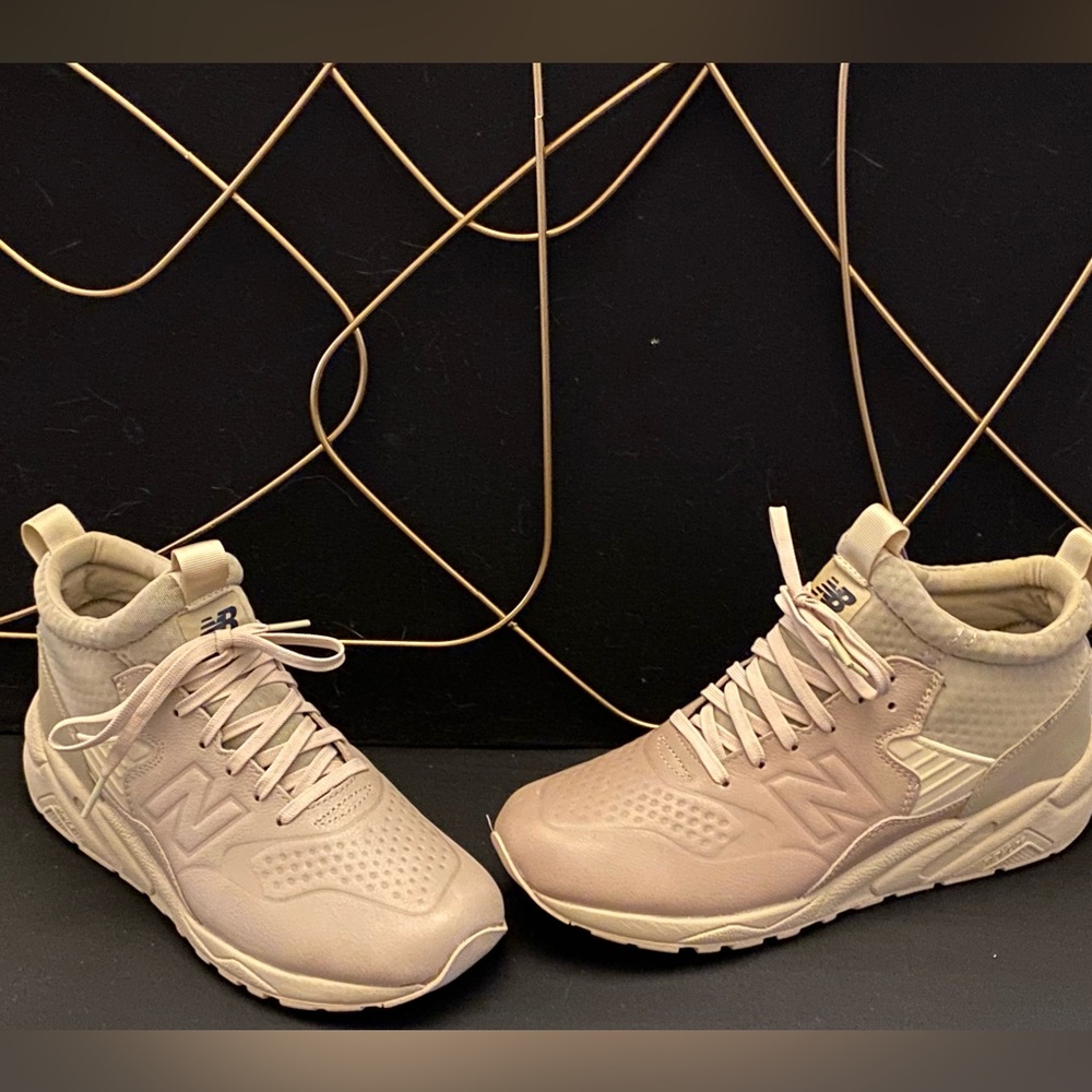 Tan New balance high top sneaker